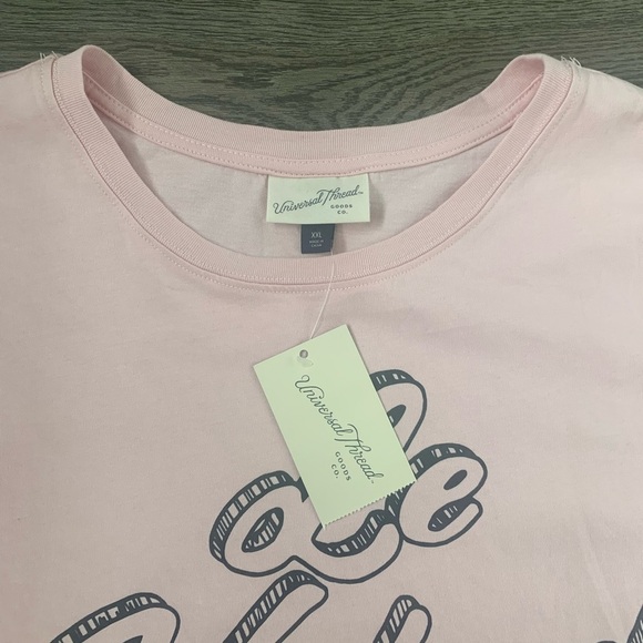 Universal Thread Le Weekend Short Sleeve Graphic T-Shirt - Size XXL - Pink - NWT - Picture 8 of 9